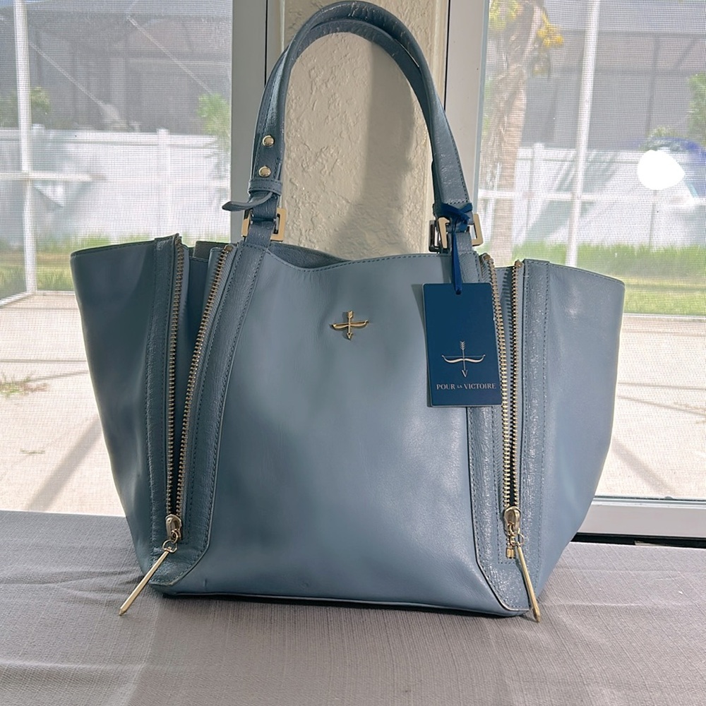 NWT Pour La Victoire expandable satchel